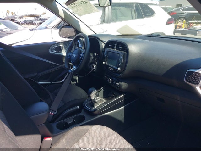 KIA SOUL LX 2021 KNDJ23AU7M7760179 Image 5