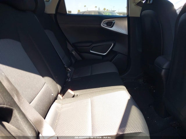 KIA SOUL LX 2021 KNDJ23AU7M7760179 Image 8
