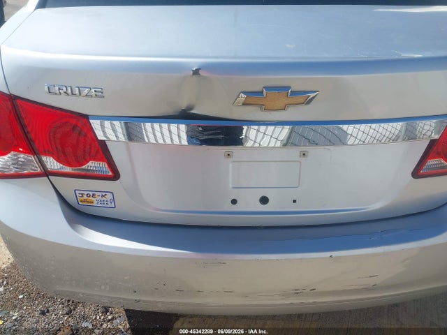 45342289 :رقم المزاد ، 1G1PC5SH7B7257777 vin ، 2011 Chevrolet Cruze Ls مزاد بيع
