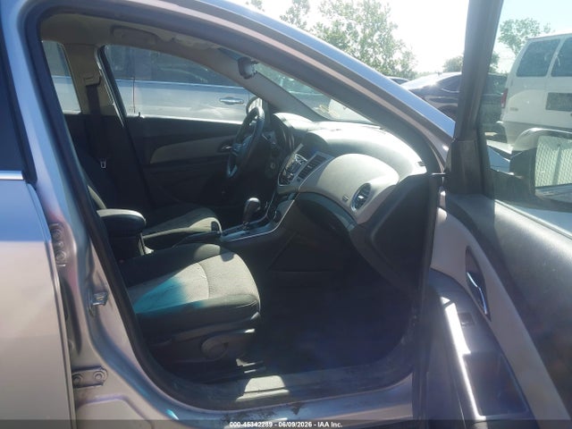 45342289 :رقم المزاد ، 1G1PC5SH7B7257777 vin ، 2011 Chevrolet Cruze Ls مزاد بيع