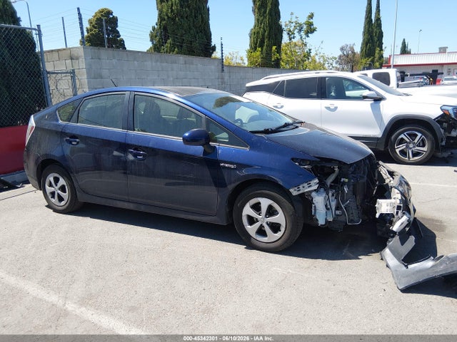 Продаж на аукціоні авто 2015 Toyota Prius Two, vin: JTDKN3DU4F0401973, номер лоту: 45342301