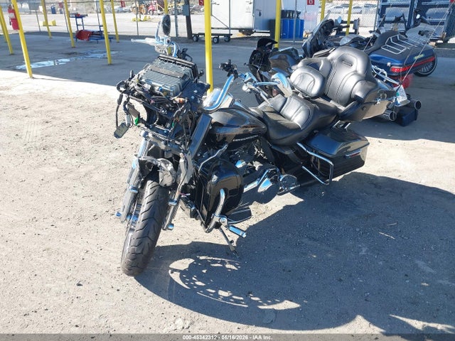 Harley-Davidson Fltruse Cvo Road Glide 2016 1HD1TAN35GB962943 Image 2