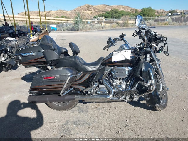 Harley-Davidson Fltruse Cvo Road Glide 2016 1HD1TAN35GB962943 Image 11