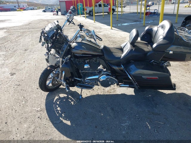 Harley-Davidson Fltruse Cvo Road Glide 2016 1HD1TAN35GB962943 Image 12