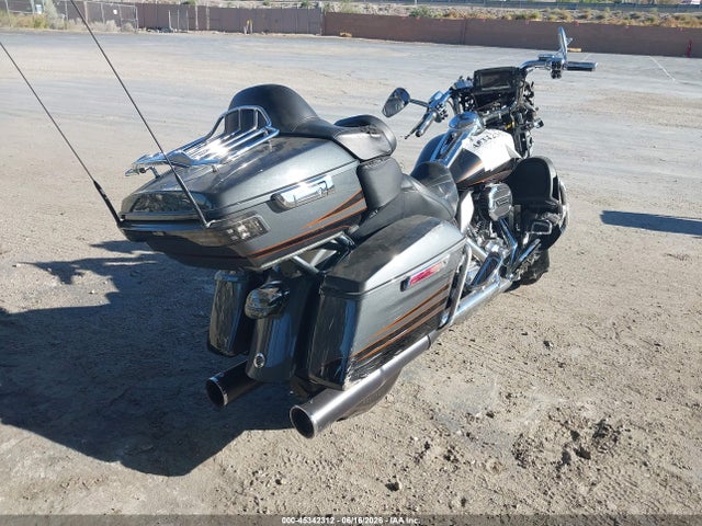 Harley-Davidson Fltruse Cvo Road Glide 2016 1HD1TAN35GB962943 Image 4