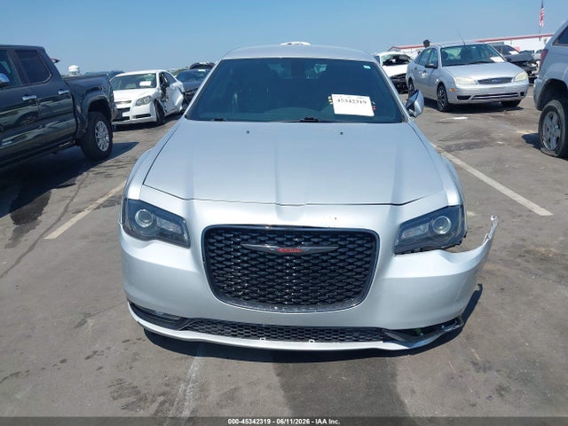 45342319 :رقم المزاد ، 2C3CCABGXMH629680 vin ، 2021 Chrysler 300 300s مزاد بيع
