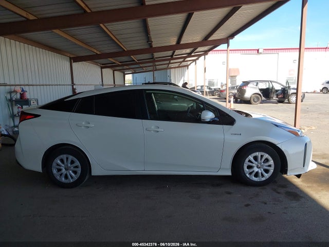 Toyota Prius Le 2020 JTDKARFU0L3106522 Image 13
