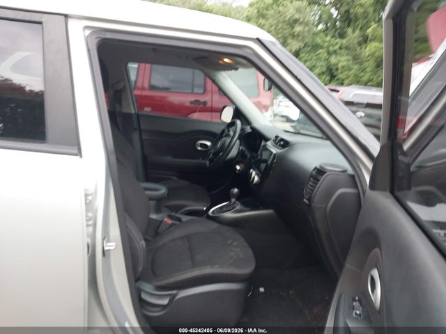 Продаж на аукціоні авто 2018 Kia Soul, vin: KNDJN2A26J7543573, номер лоту: 45342405