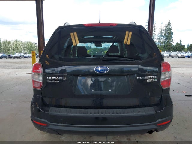 Subaru Forester 2.5i Premium 2014 JF2SJAECXEH481738 Image 16