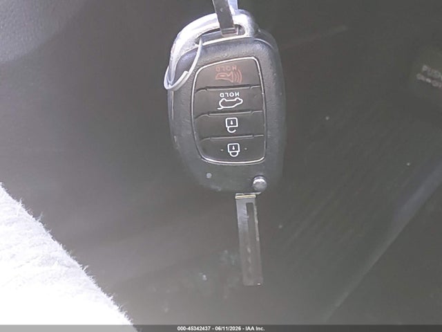 Продажа на аукционе авто 2017 Hyundai Santa Fe Se, vin: KM8SM4HF3HU175968, номер лота: 45342437