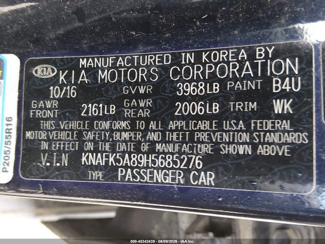 45342439 :رقم المزاد ، KNAFK5A89H5685276 vin ، 2017 Kia Forte Lx مزاد بيع