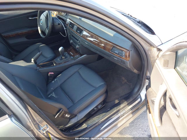 2009 Bmw 328i მანქანა იყიდება აუქციონზე, vin: WBAPH735X9A172869, აუქციონის ნომერი: 45342462