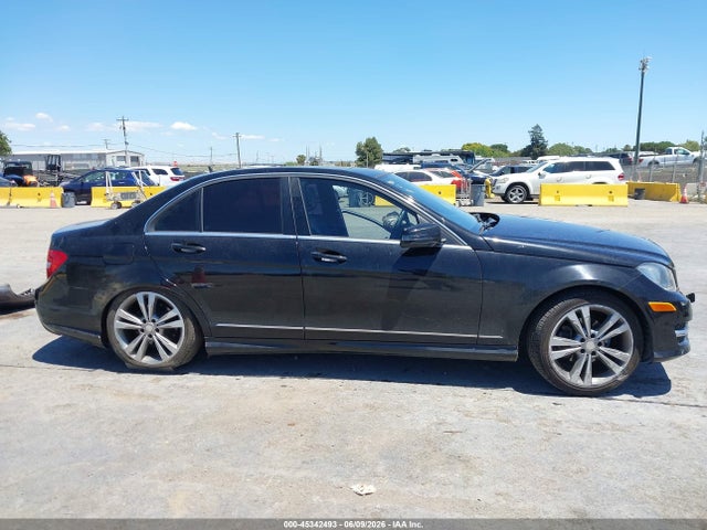 Продажа на аукционе авто 2013 Mercedes-benz C 250 Sport, vin: WDDGF4HB2DR290601, номер лота: 45342493
