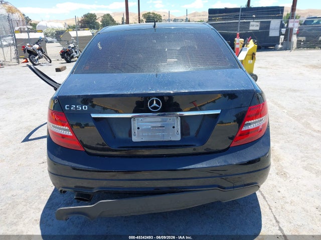 Aukcja sprzedaży 2013 Mercedes-benz C 250 Sport, vin: WDDGF4HB2DR290601, numer aukcji: 45342493