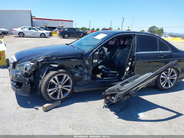 Aukcja sprzedaży 2013 Mercedes-benz C 250 Sport, vin: WDDGF4HB2DR290601, numer aukcji: 45342493