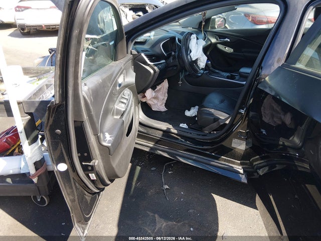 1G1RC6S53HU215573 Chevrolet VOLT LT