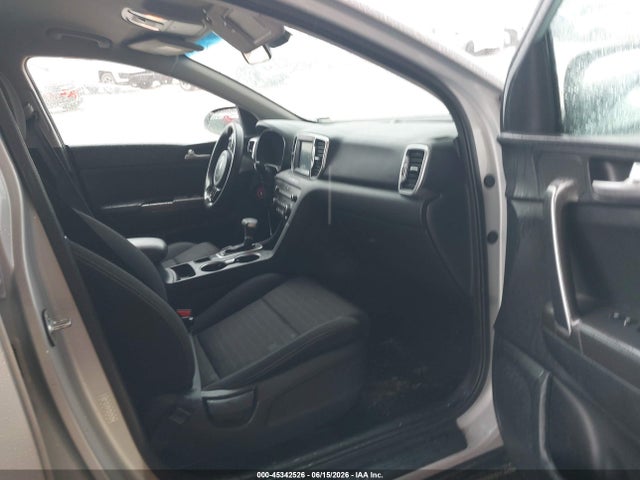 KNDPMCAC2K7541316 KIA Sportage Lx