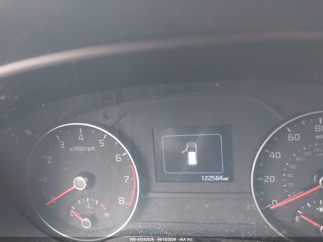 KNDPMCAC2K7541316 KIA Sportage Lx