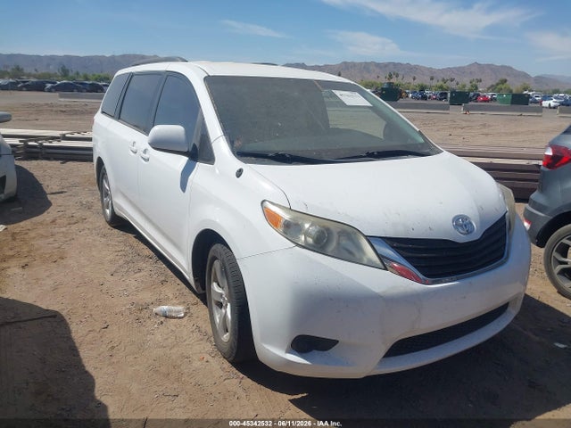 Aukcja sprzedaży 2011 Toyota Sienna Le V6, vin: 5TDKK3DC7BS052105, numer aukcji: 45342532