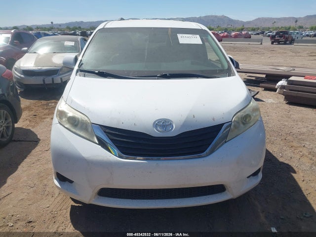 Aukcja sprzedaży 2011 Toyota Sienna Le V6, vin: 5TDKK3DC7BS052105, numer aukcji: 45342532