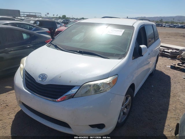 Aukcja sprzedaży 2011 Toyota Sienna Le V6, vin: 5TDKK3DC7BS052105, numer aukcji: 45342532