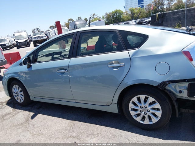 Toyota Prius Plug-in Advanced 2014 JTDKN3DP6E3055562 Image 13
