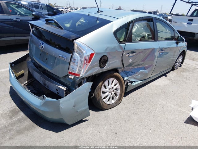Toyota Prius Plug-in Advanced 2014 JTDKN3DP6E3055562 Image 4
