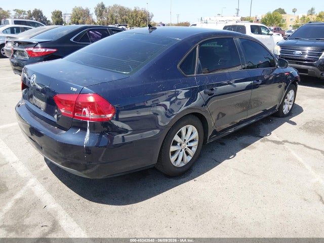 1VWAT7A35EC031891 Volkswagen Passat 1.8t Wolfsburg Edition