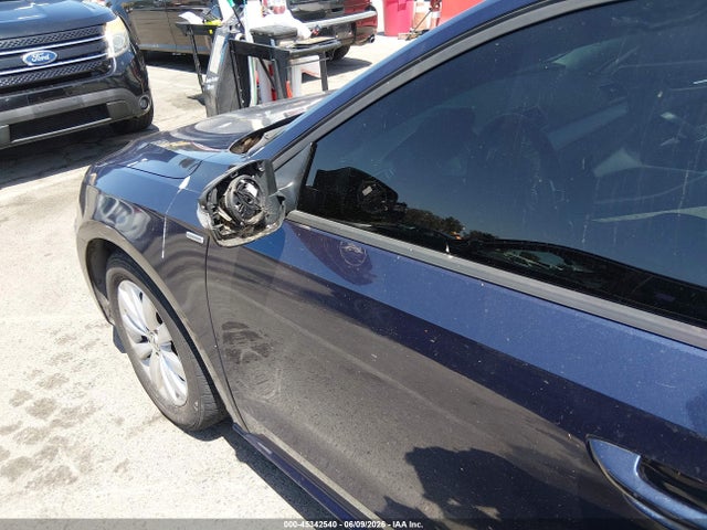 1VWAT7A35EC031891 Volkswagen Passat 1.8t Wolfsburg Edition