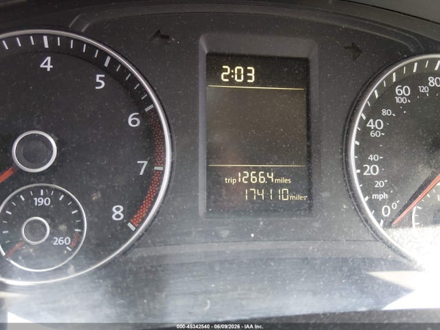 1VWAT7A35EC031891 Volkswagen Passat 1.8t Wolfsburg Edition