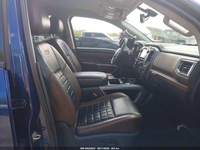 2017 Nissan Titan Platinum Reserve მანქანა იყიდება აუქციონზე, vin: 1N6AA1E61HN571173, აუქციონის ნომერი: 45342542