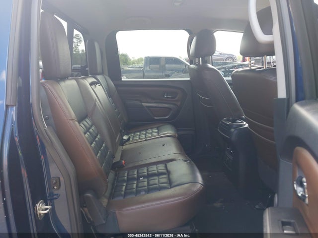 2017 Nissan Titan Platinum Reserve მანქანა იყიდება აუქციონზე, vin: 1N6AA1E61HN571173, აუქციონის ნომერი: 45342542