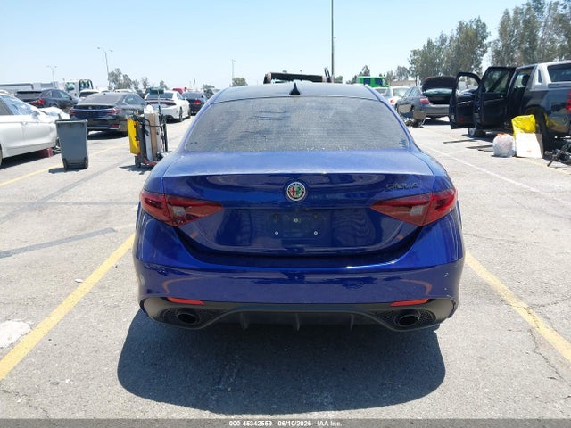 ZARFAMBN9L7634612 Alfa Romeo Giulia Ti Sport Rwd