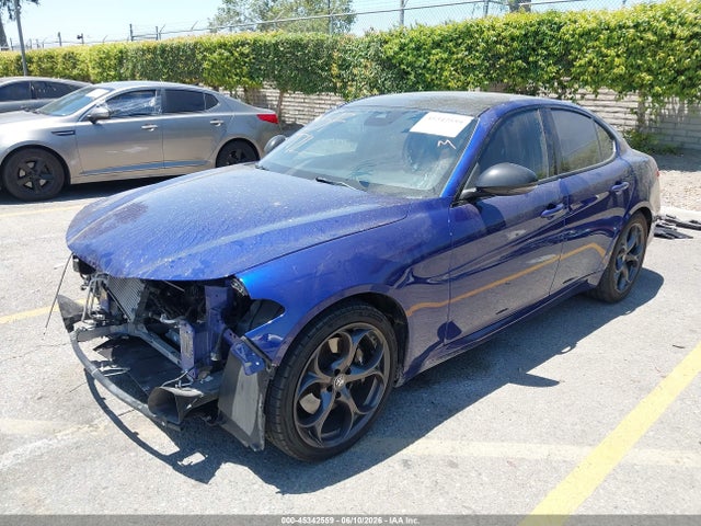 ZARFAMBN9L7634612 Alfa Romeo Giulia Ti Sport Rwd