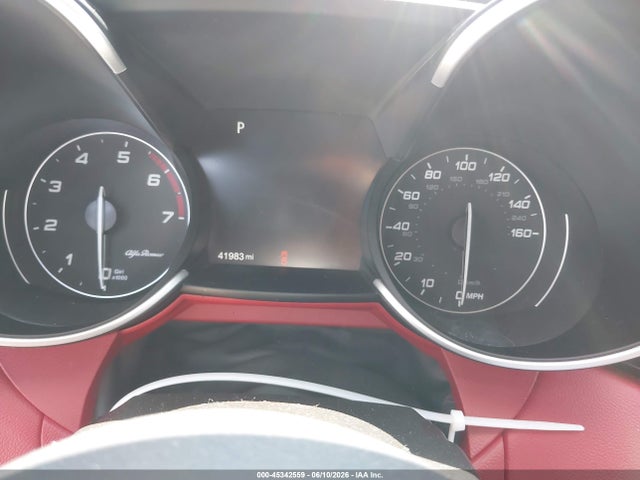 ZARFAMBN9L7634612 Alfa Romeo Giulia Ti Sport Rwd