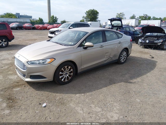 Ford FUSION S 2015 3FA6P0G77FR217519 Image 2