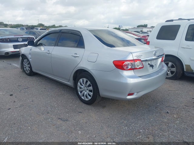 Aukcja sprzedaży 2013 Toyota Corolla Le, vin: 5YFBU4EE8DP183880, numer aukcji: 45342600