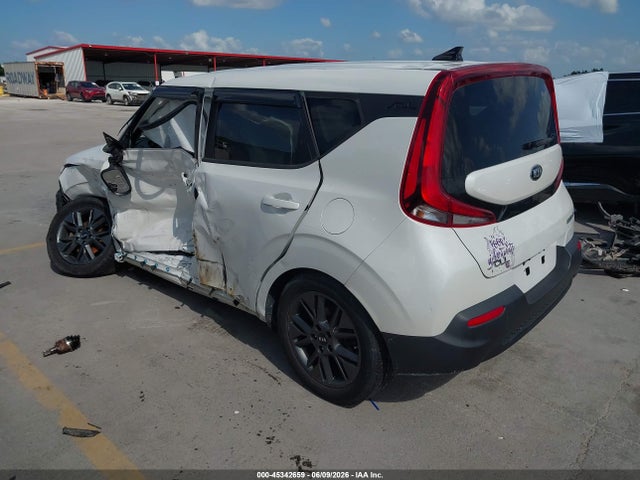 KIA SOUL EX 2020 KNDJ33AU4L7718208 Image 3