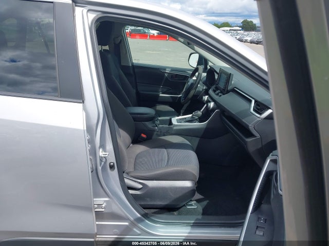 Toyota RAV4 LE 2022 2T3F1RFV2NC279910 Image 5