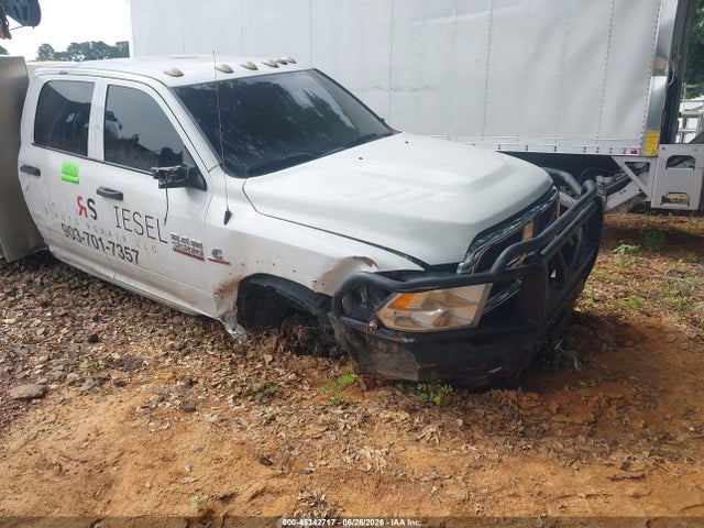45342717 :رقم المزاد ، 3C7WRMFL2HG572500 vin ، 2017 Ram 5500 Chassis Tradesman/slt/laramie مزاد بيع