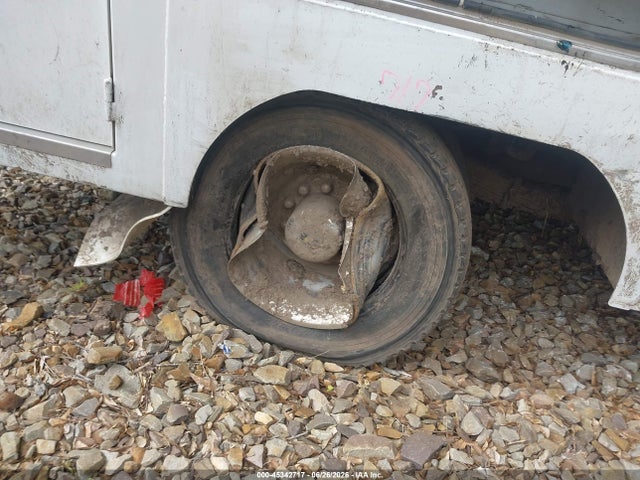 45342717 :رقم المزاد ، 3C7WRMFL2HG572500 vin ، 2017 Ram 5500 Chassis Tradesman/slt/laramie مزاد بيع