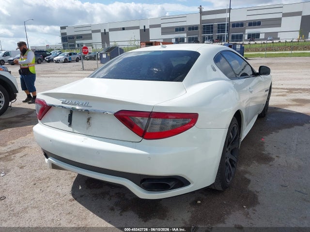 2014 Maserati Granturismo Mc/sport მანქანა იყიდება აუქციონზე, vin: ZAM45VLA3E0109401, აუქციონის ნომერი: 45342726