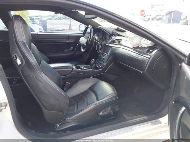 2014 Maserati Granturismo Mc/sport მანქანა იყიდება აუქციონზე, vin: ZAM45VLA3E0109401, აუქციონის ნომერი: 45342726