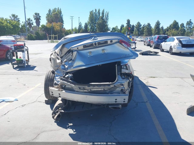 Lexus IS 350 2018 JTHBZ1D29J5032660 Image 16