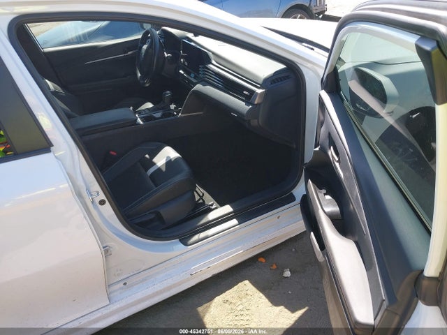 Toyota CAMRY SE 2025 4T1DAACKXSU182007 Image 5