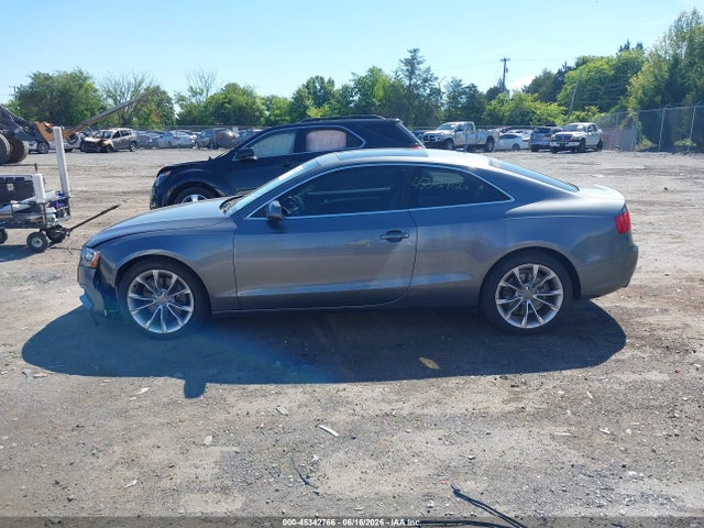2014 Audi A5 2.0t Premium მანქანა იყიდება აუქციონზე, vin: WAURFAFR7EA004949, აუქციონის ნომერი: 45342766