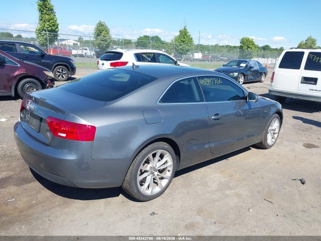 2014 Audi A5 2.0t Premium მანქანა იყიდება აუქციონზე, vin: WAURFAFR7EA004949, აუქციონის ნომერი: 45342766