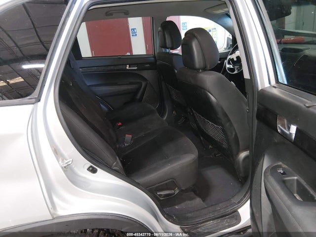 KIA SORENTO LX 2014 5XYKTCA63EG483845 Image 8