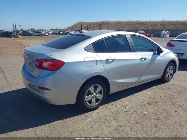 2017 Chevrolet Cruze Ls Auto მანქანა იყიდება აუქციონზე, vin: 1G1BC5SMXH7212073, აუქციონის ნომერი: 45342771