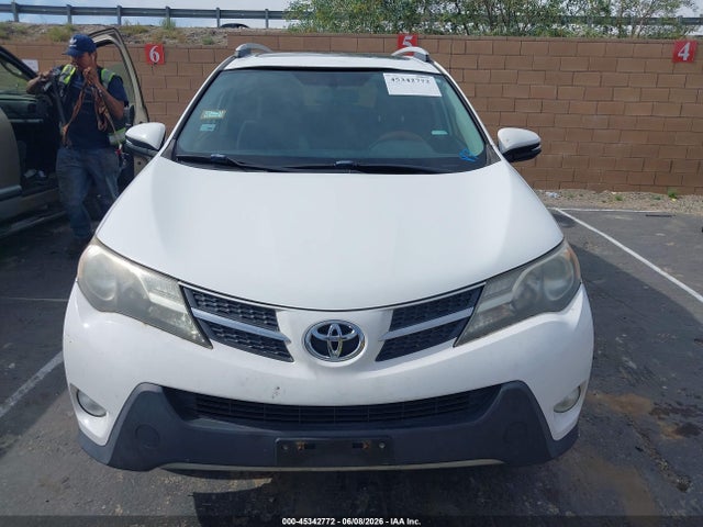 JTMRFREV2ED086085 Toyota Rav4 Xle